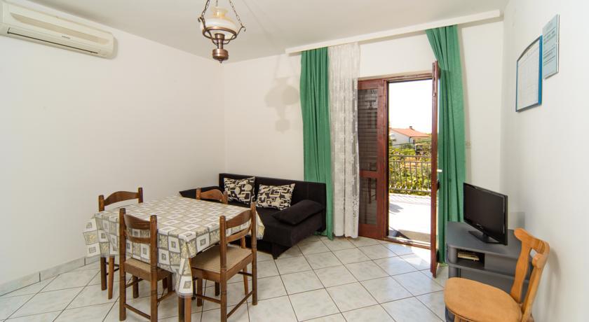 Apartmani Katica Kornić Chambre photo