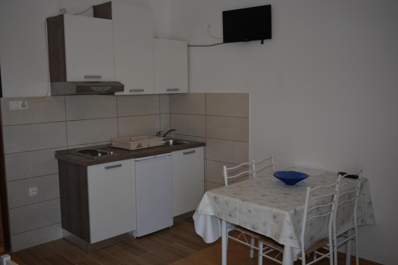 Apartmani Katica Kornić Extérieur photo