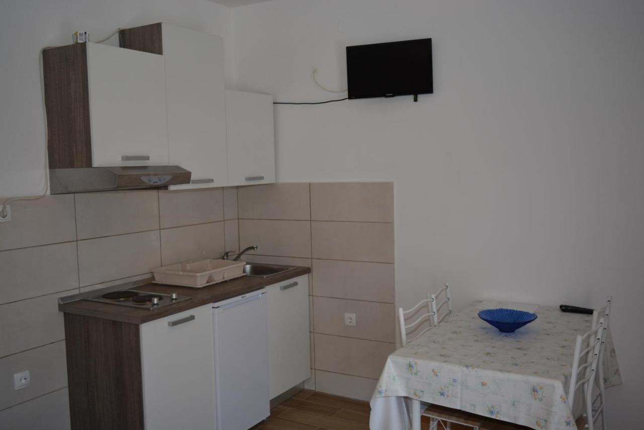 Apartmani Katica Kornić Extérieur photo