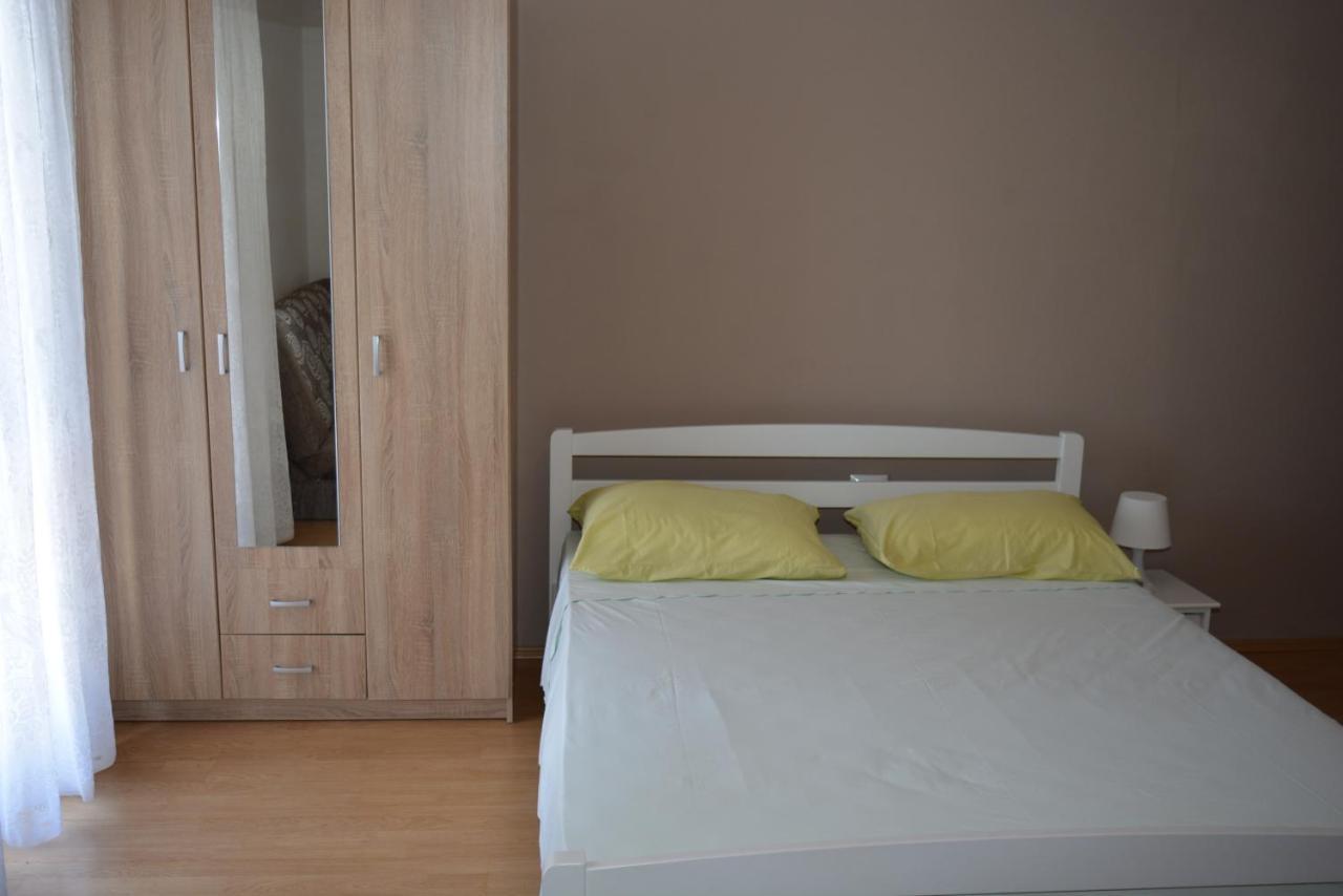 Apartmani Katica Kornić Extérieur photo