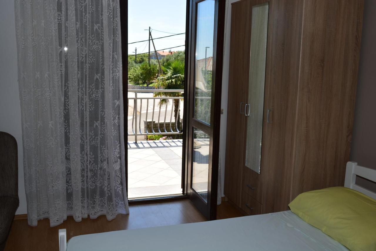 Apartmani Katica Kornić Extérieur photo